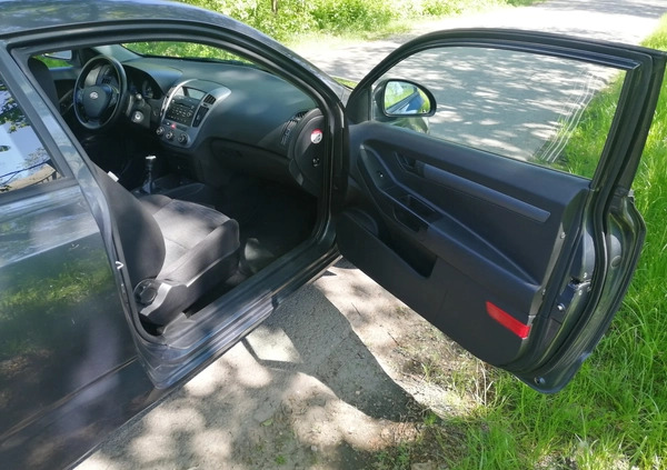 Kia Ceed cena 14500 przebieg: 279192, rok produkcji 2009 z Kraków małe 137